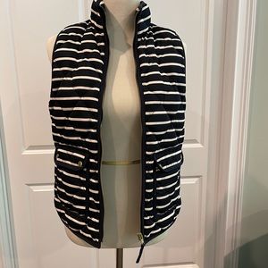 J CREW PUFFER VEST. Size S. Navy/White Striped Diamond Quilted 100% Down.